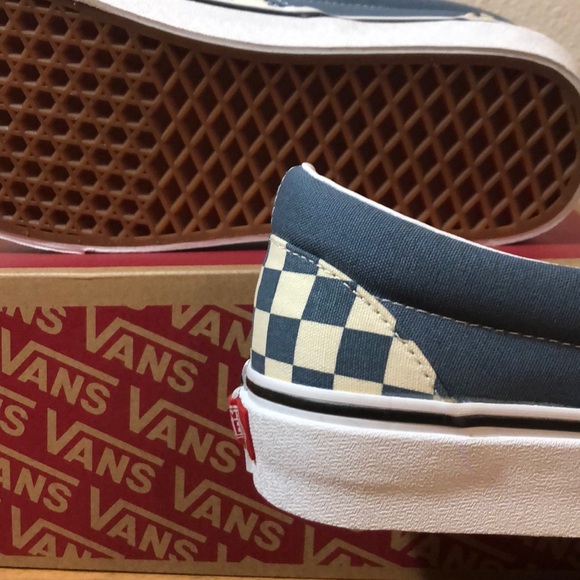 Slip-On Vans - Picture 3 of 8